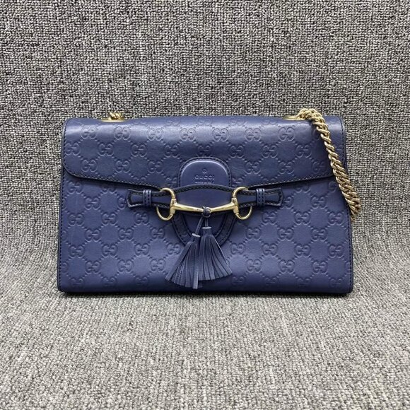 Gucci Handbags - 100% Authentic Gucci Emily Guccissima Medium Shoulder Bag